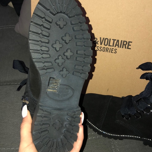 boots - Picture 3 of 5